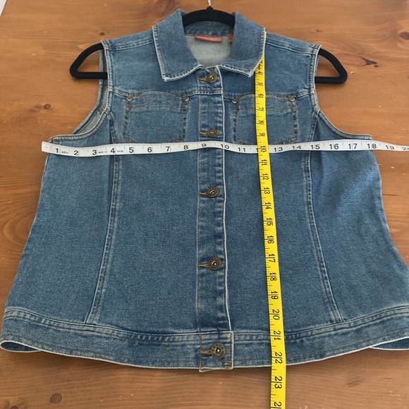 Nordstrom Women's Denim Vest Size Medium - Picture 5 of 8